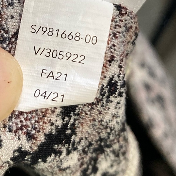 Athleta | Medium Salutation Textured Jogger Meadow Decadent Chocolate Print - Picture 6 of 7